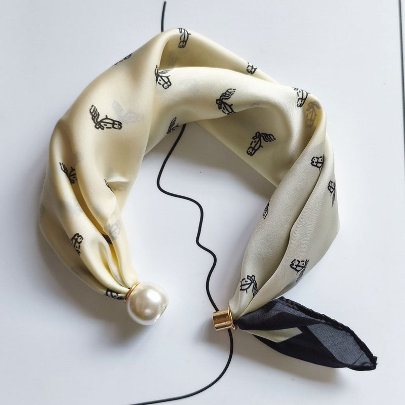 🤍 ✨Magnetisk scarf med pärla – elegant på några sekunder