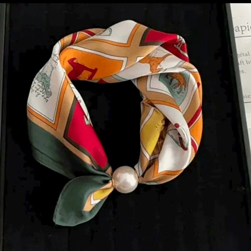 🤍 ✨Magnetisk scarf med pärla – elegant på några sekunder