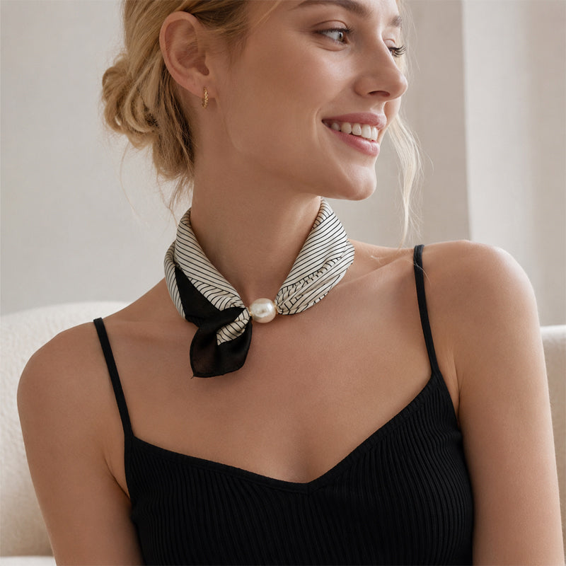 🤍 ✨Magnetisk scarf med pärla – elegant på några sekunder