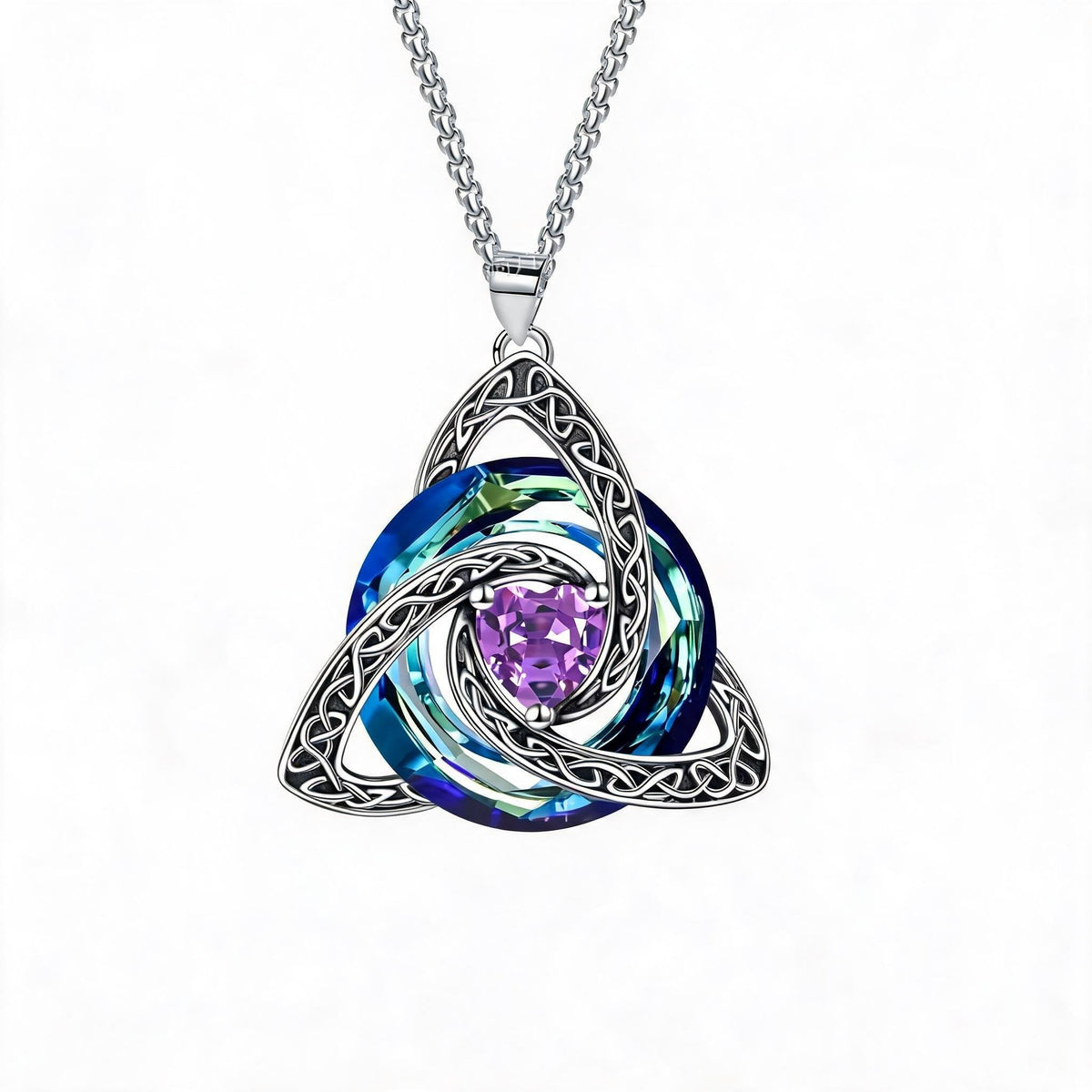 ✨Halsband med födelsesten och keltisk treenighetsknut – en meningsfull symbol för kärlek och samhörighet ❤️